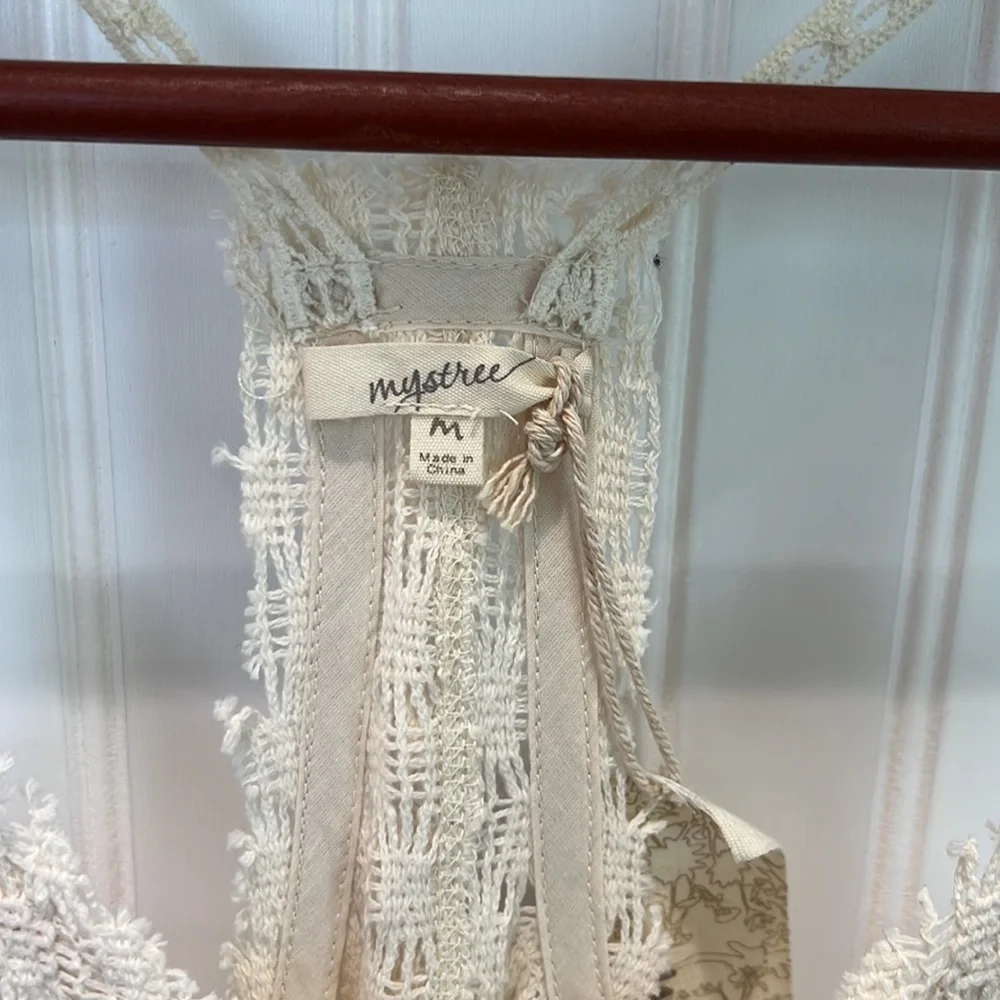 Mystree Racer Back Crochet Top - Picture 4 of 9